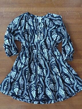 H&M Black and Cream Botanical Button Drawstring Dress